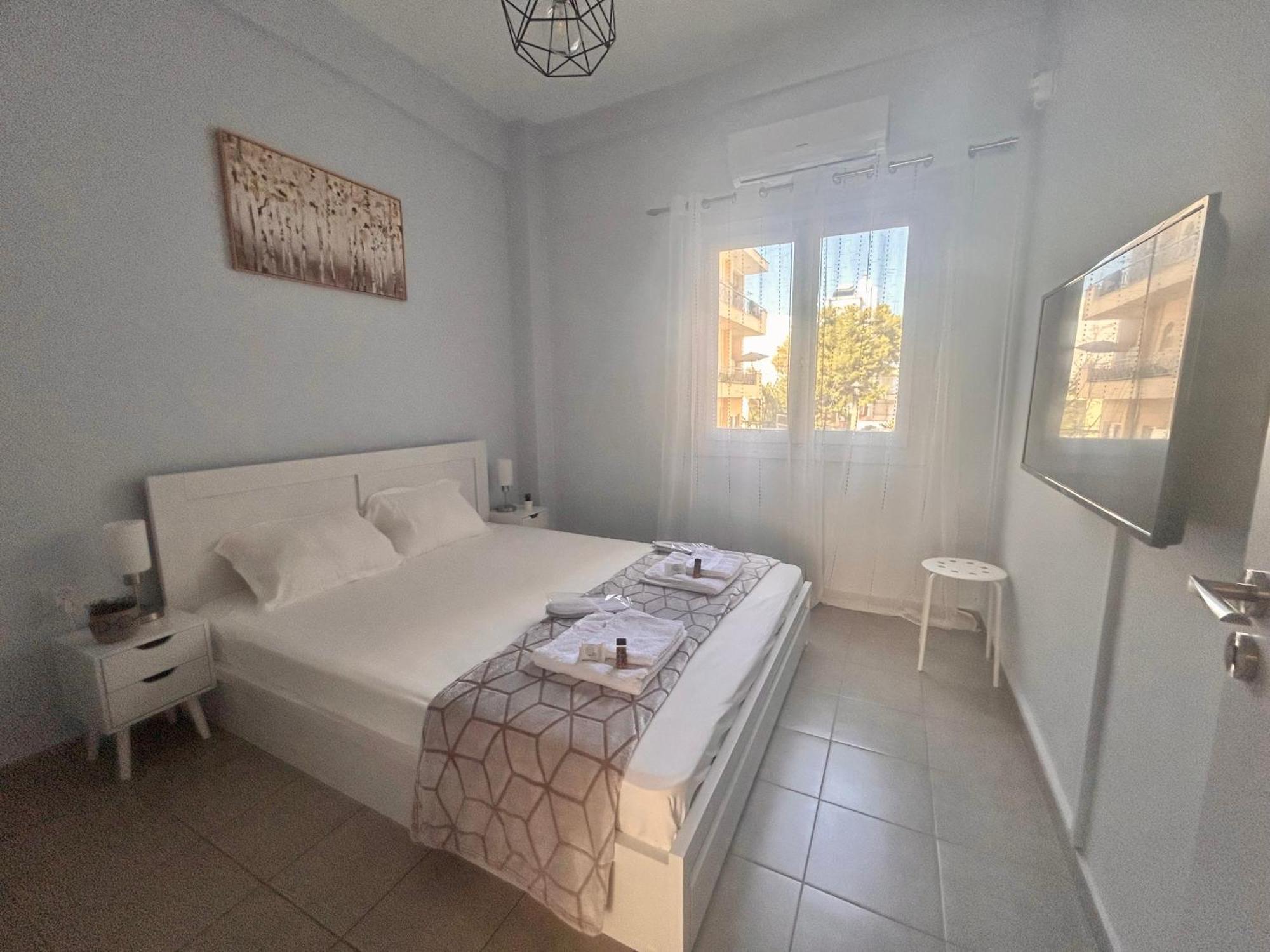 Aktis Apartment 3 Near Airport Ártemida Kültér fotó