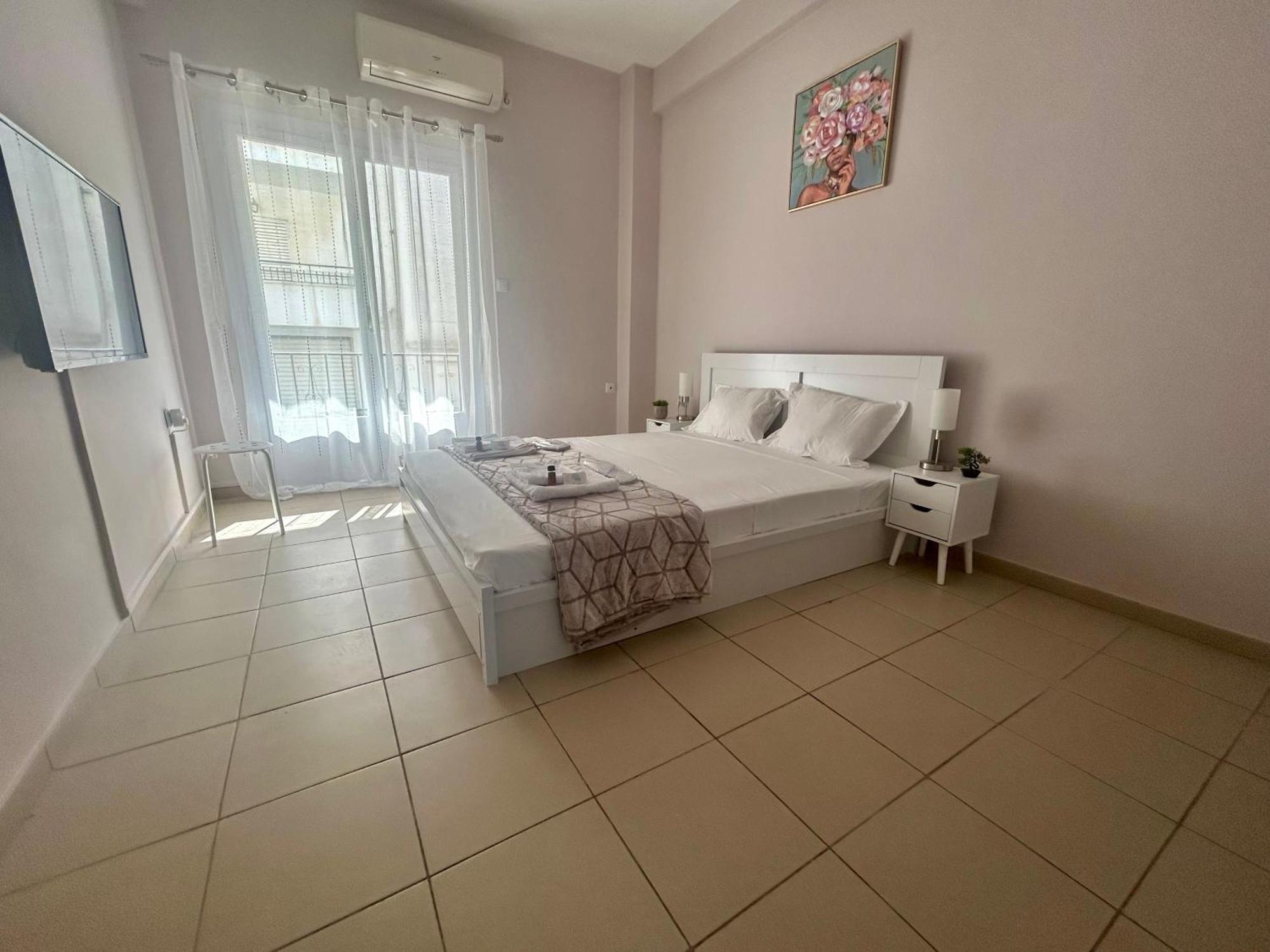 Aktis Apartment 3 Near Airport Ártemida Kültér fotó