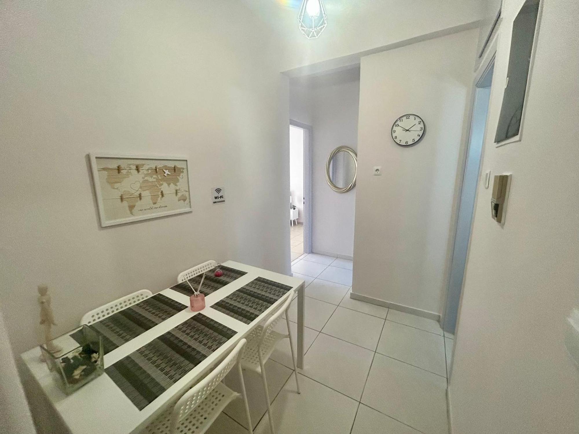 Aktis Apartment 3 Near Airport Ártemida Kültér fotó